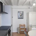 דירה Elegant Center Loft
