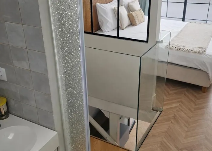 아파트 Elegant Center Loft